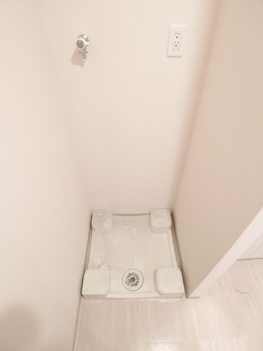 物件内観写真19　(洗濯機置場)