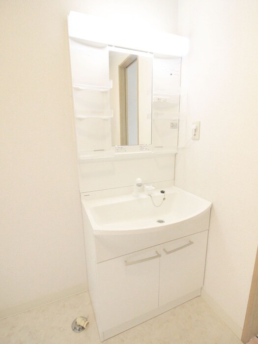 物件内観写真11　(洗面)