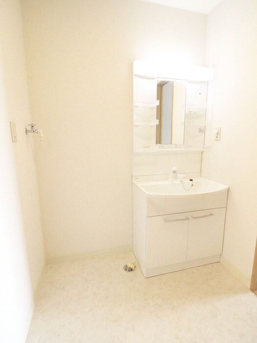 物件内観写真21　(洗濯機置場)