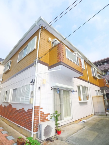 イントロ２外観写真