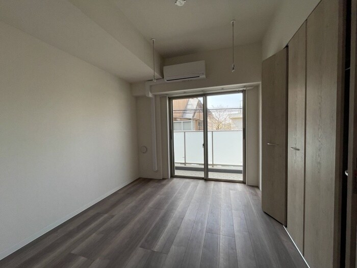 物件内観写真4　(居室)