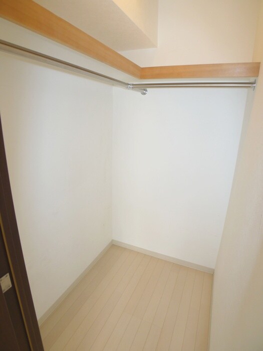 物件内観写真9　(収納)