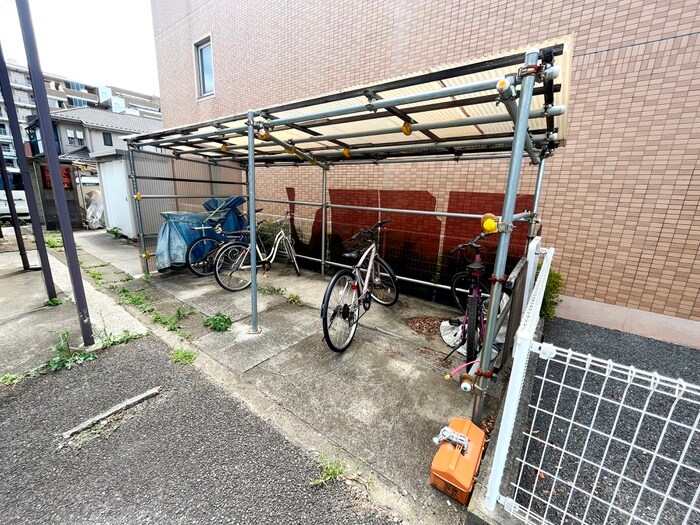 物件外観写真5　(外観写真)