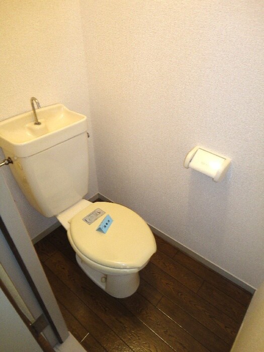 物件内観写真12　(トイレ)