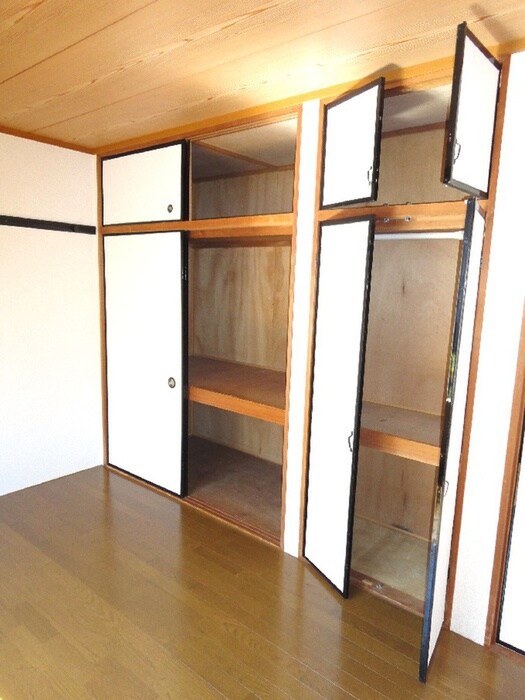 物件内観写真13　(収納)