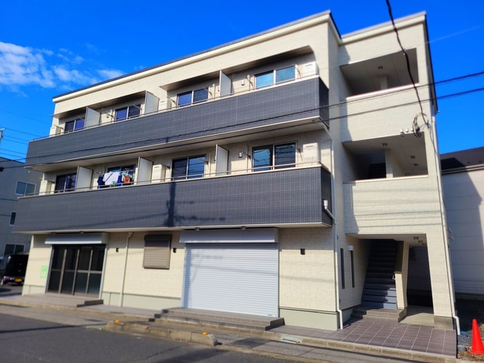 物件外観写真1　(外観写真)