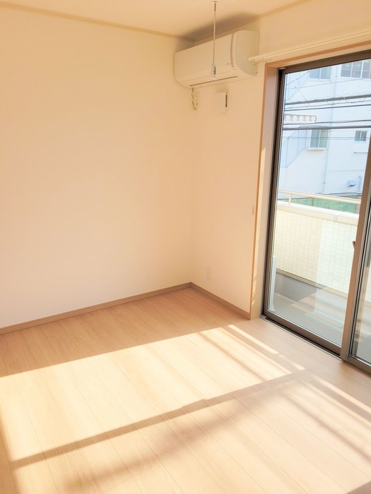 物件内観写真6　(居室)