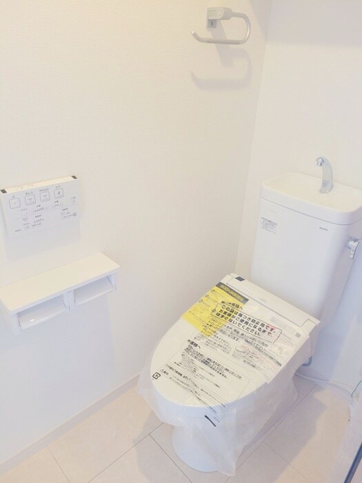 物件内観写真9　(トイレ)