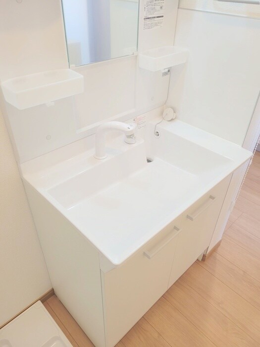 物件内観写真13　(洗面)