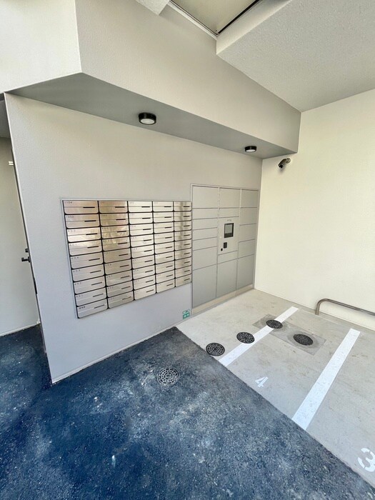 物件外観写真6　(建物設備)