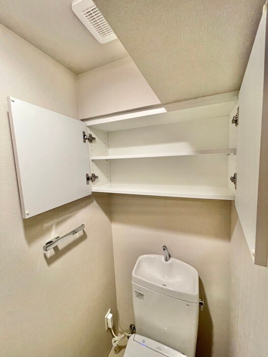 物件内観写真12　(収納)