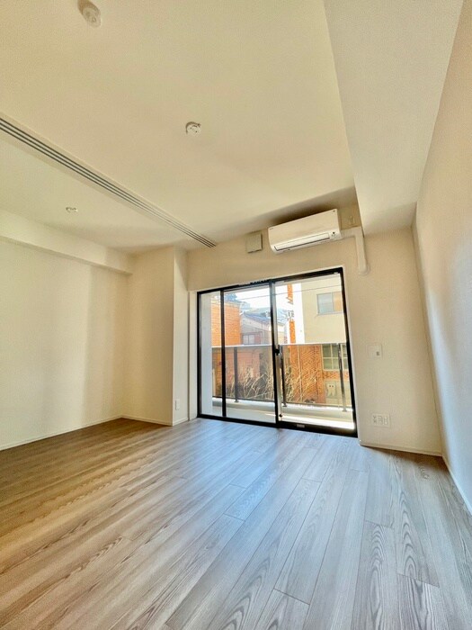 物件内観写真15　(居室)