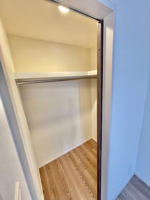 物件内観写真18　(収納)