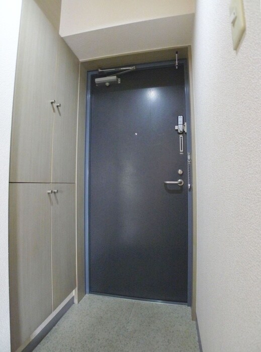 物件内観写真7　(玄関)