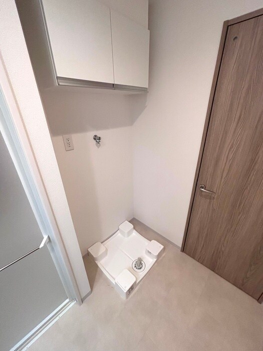 物件内観写真15　(洗濯機置場)