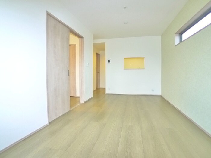 物件内観写真9　(居室)