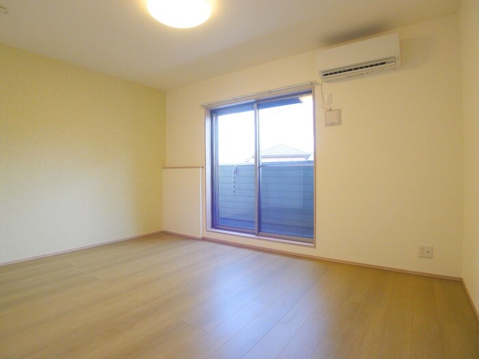 物件内観写真9　(居室)