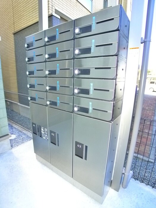 物件外観写真4　(建物設備)