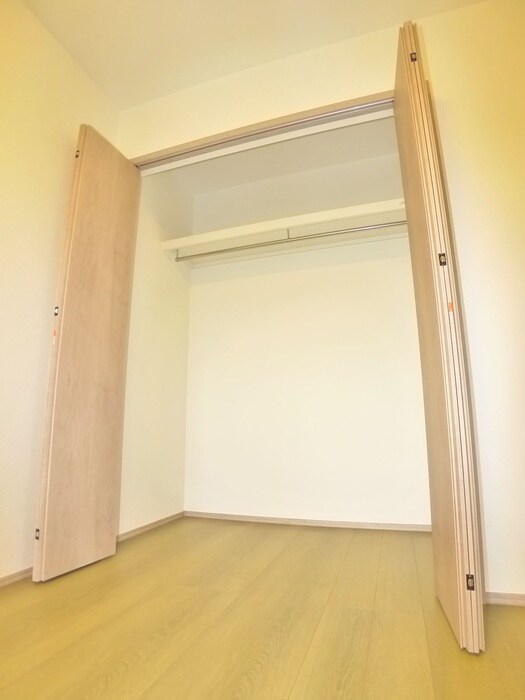 物件内観写真16　(収納)
