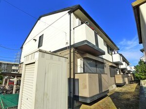 クレールシャンブルＢ棟外観写真