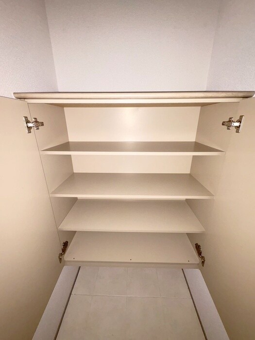 物件内観写真17　(靴箱)