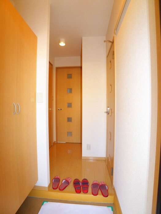 物件内観写真17　(玄関)