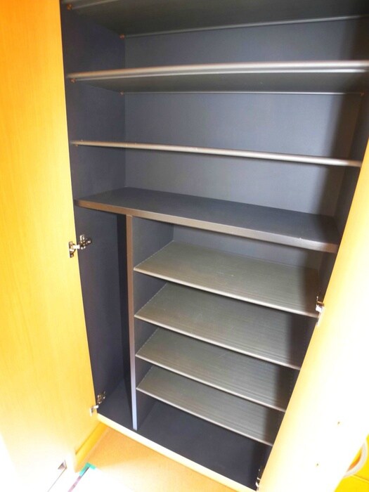 物件内観写真22　(靴箱)