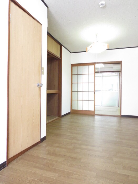 物件内観写真11　(居室)