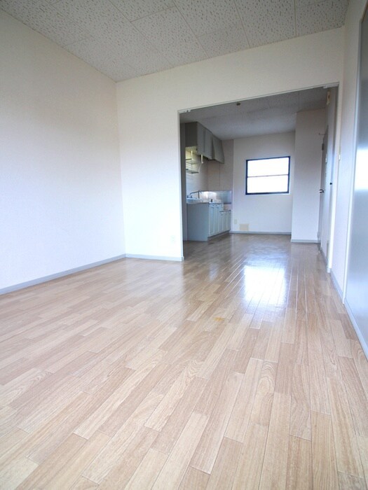 物件内観写真5　(居室)