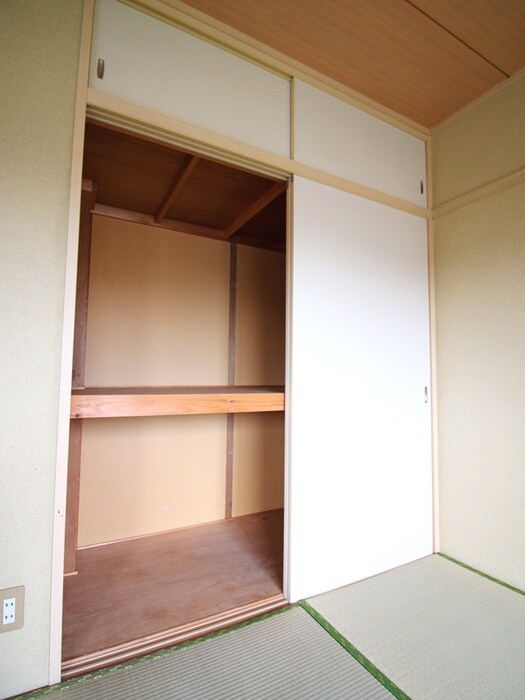 物件内観写真9　(収納)