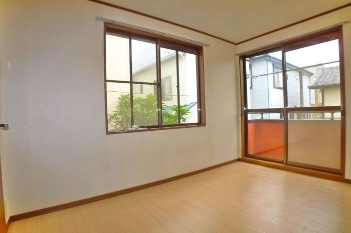 物件内観写真9　(居室)