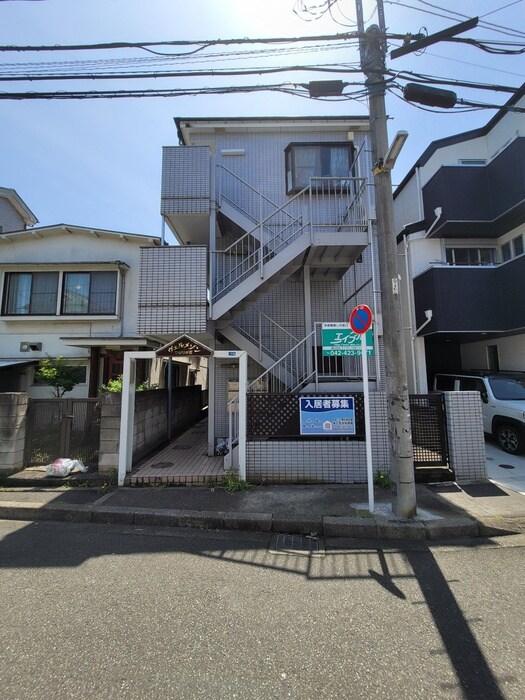 物件外観写真4　(周辺環境)