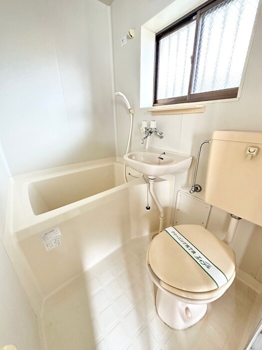 物件内観写真12　(トイレ)