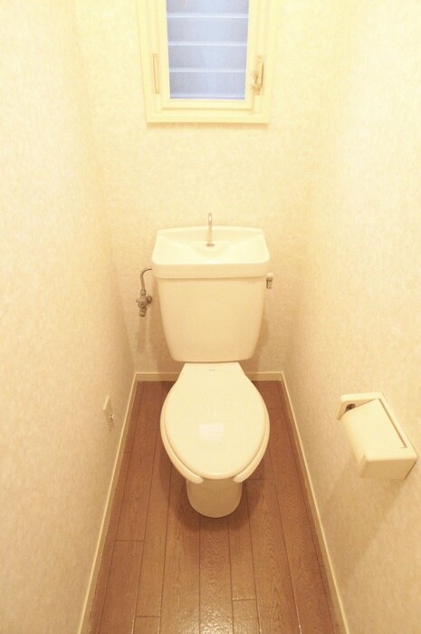 物件内観写真15　(トイレ)