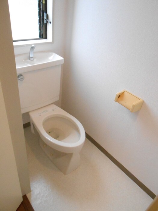 物件内観写真7　(トイレ)