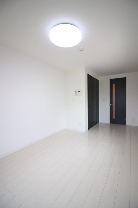 物件内観写真4　(居室)