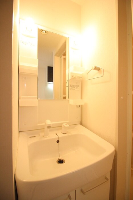 物件内観写真9　(洗面)