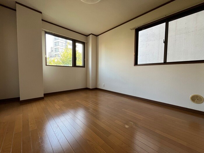 物件内観写真5　(居室)