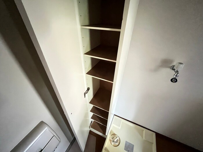 物件内観写真15　(靴箱)