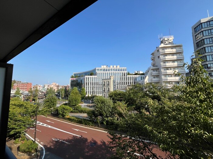 物件内観写真19　(室内からの展望)