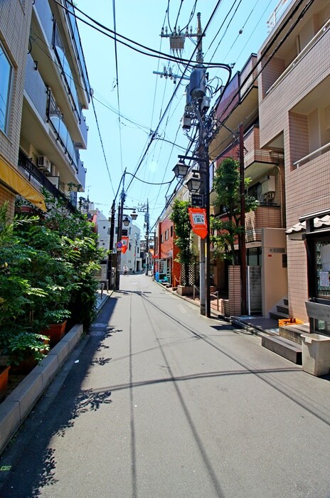 物件外観写真5　(周辺環境)