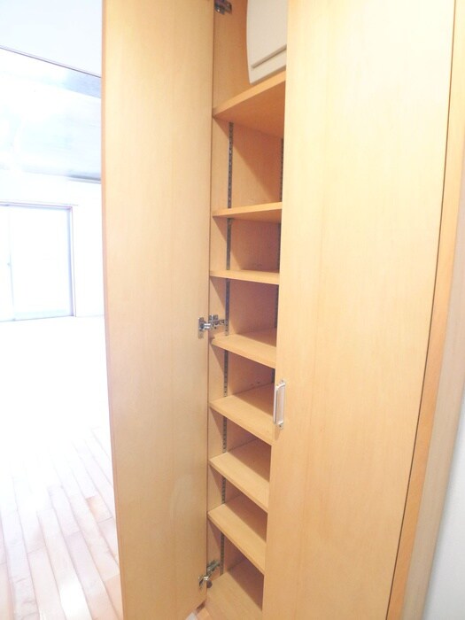 物件内観写真17　(靴箱)