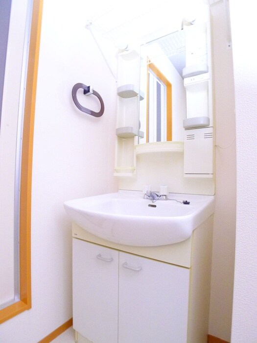 物件内観写真11　(洗面)