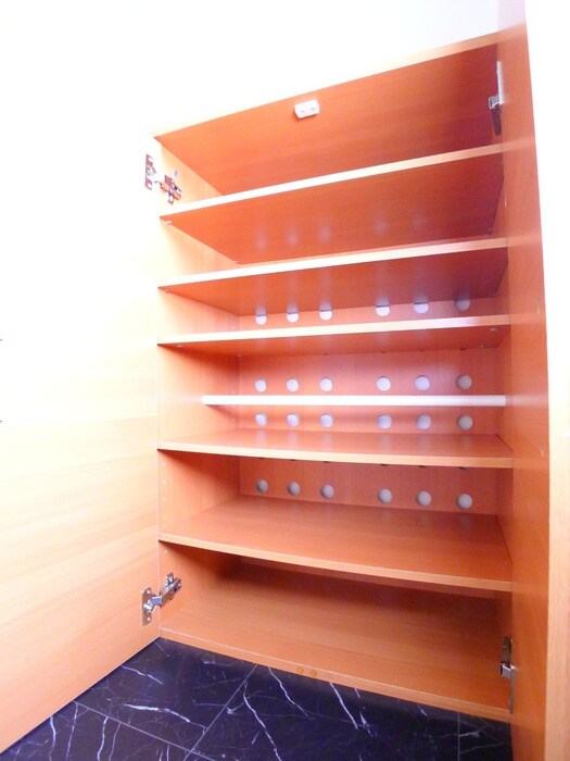 物件内観写真18　(靴箱)