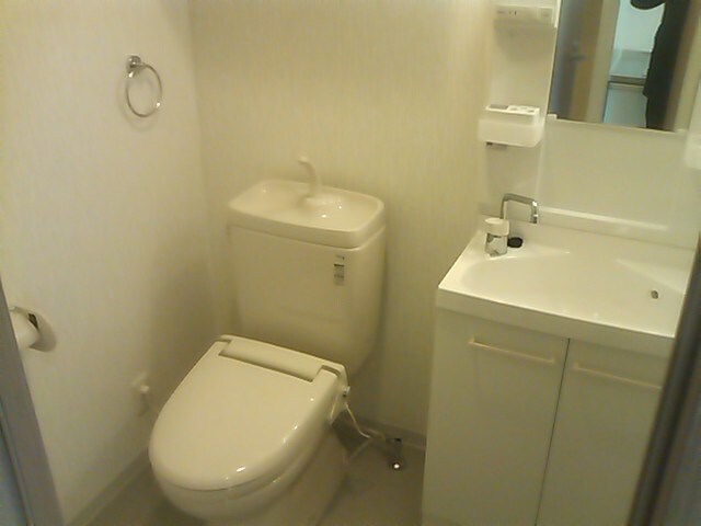 物件内観写真16　(トイレ)