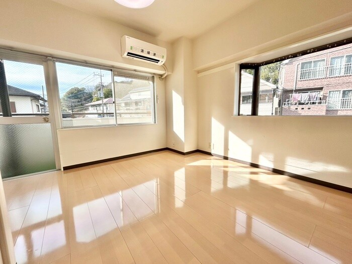 物件内観写真8　(居室)