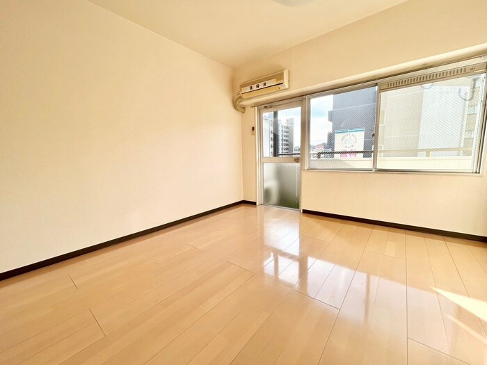 物件内観写真9　(居室)