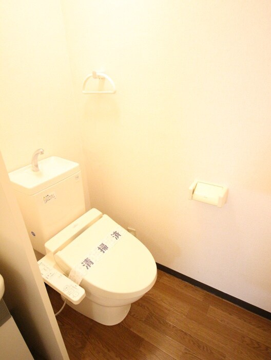 物件内観写真10　(トイレ)