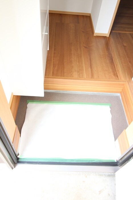 物件内観写真15　(玄関)