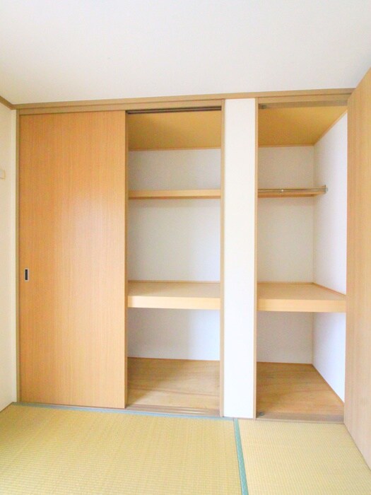 物件内観写真14　(収納)